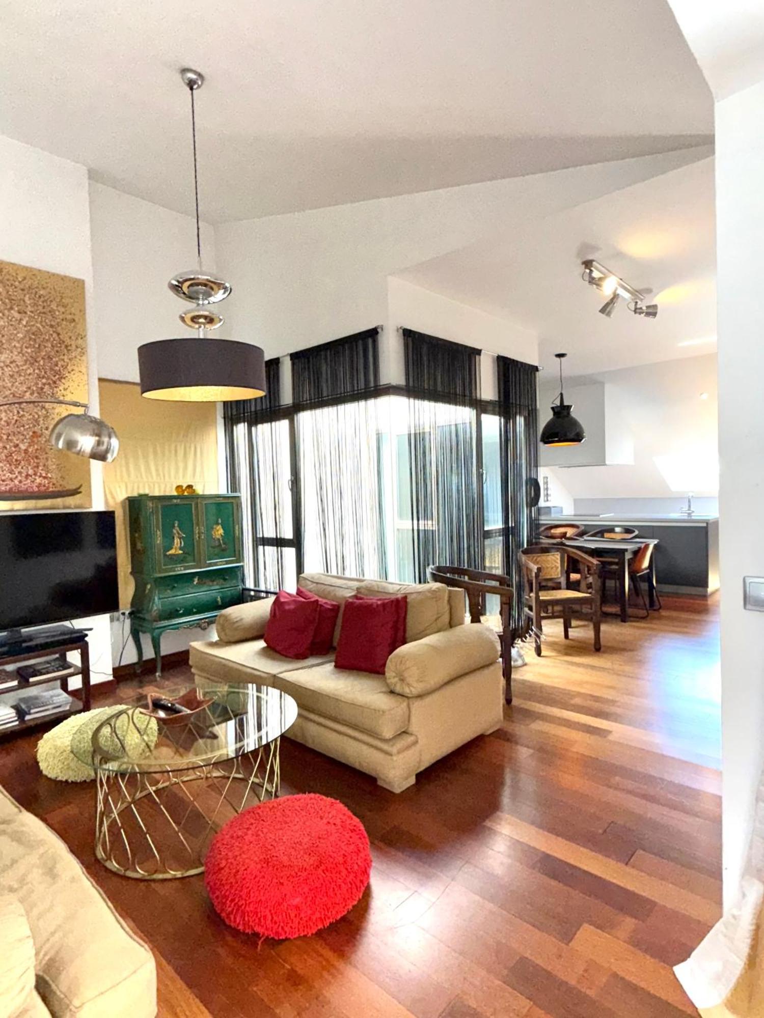 Atico En Plaza De La Constitucion 3 Bedrooms Málaga Exteriör bild
